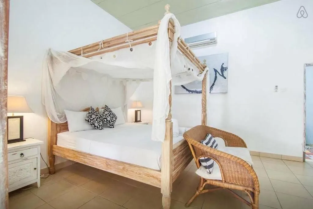 Seminyak Beach Seasalt Hibiscus Villa Vh Indonesien